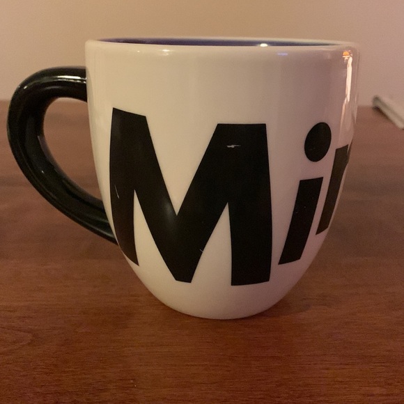 Disney Parks Mug - Minnie - Picture 3 of 5